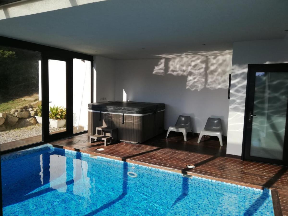 Casa Ceca De La Playa Y Barcelona, Con Piscina Climatizada Y Jacuzzi Villa Vallromanes Ngoại thất bức ảnh