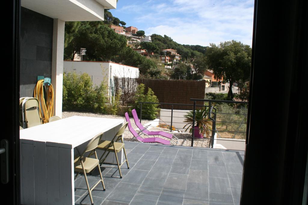 Casa Ceca De La Playa Y Barcelona, Con Piscina Climatizada Y Jacuzzi Villa Vallromanes Phòng bức ảnh