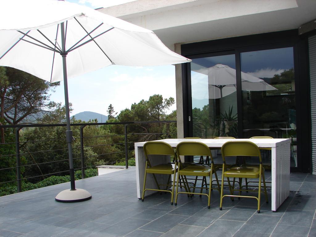 Casa Ceca De La Playa Y Barcelona, Con Piscina Climatizada Y Jacuzzi Villa Vallromanes Phòng bức ảnh